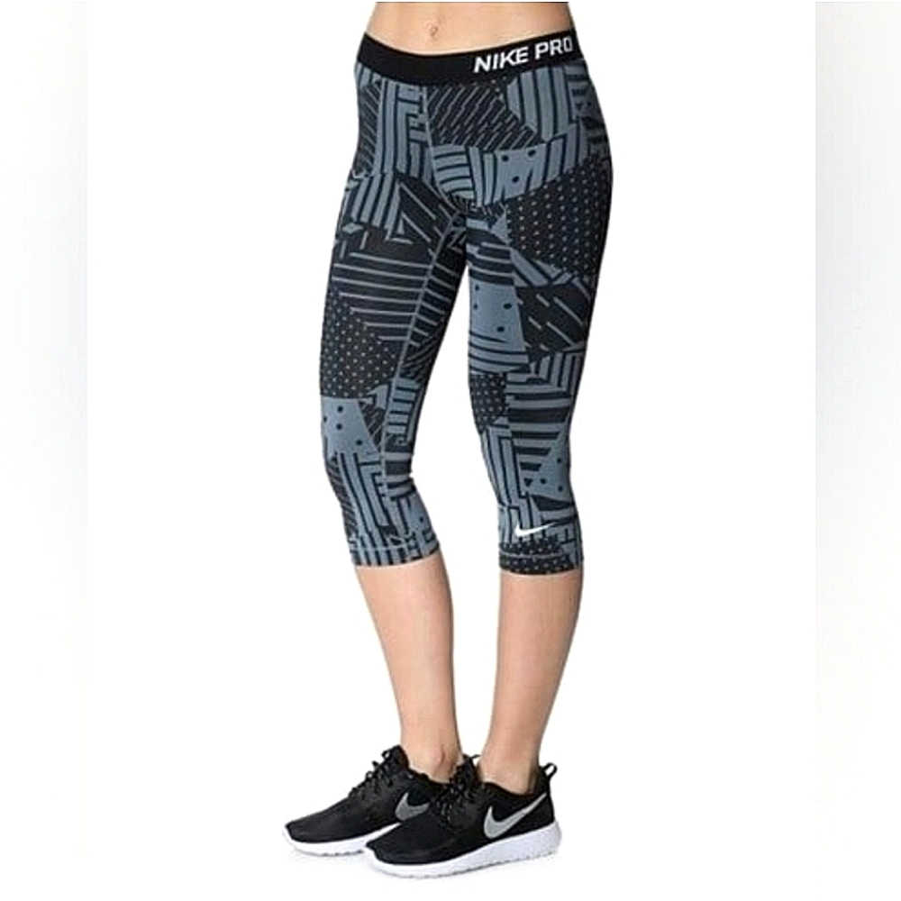 NIKE PRO Core Cropped Leggings Patchwork Printed Training Tight MEDIUM